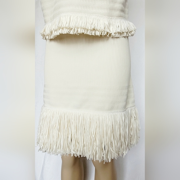 Express Elegant Luxe Ribbed Fringe Set Top+Skirt Stretch Cream Medium New - Picture 3 of 16